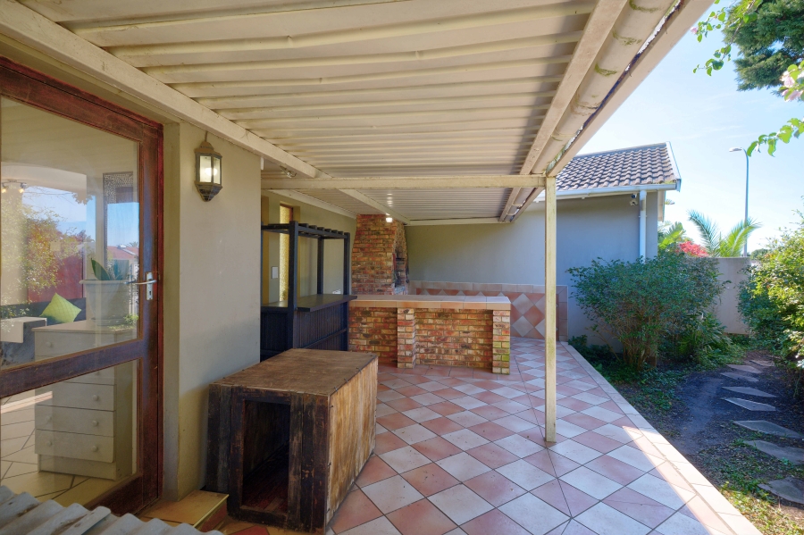 3 Bedroom Property for Sale in Sherwood Eastern Cape